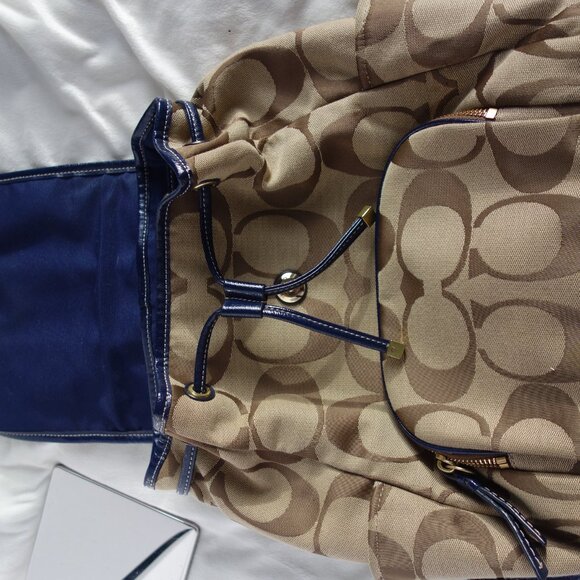 COACH Signature Stripe backpack navy/khaki like new F21928 with bonus wallet - Picture 12 of 16